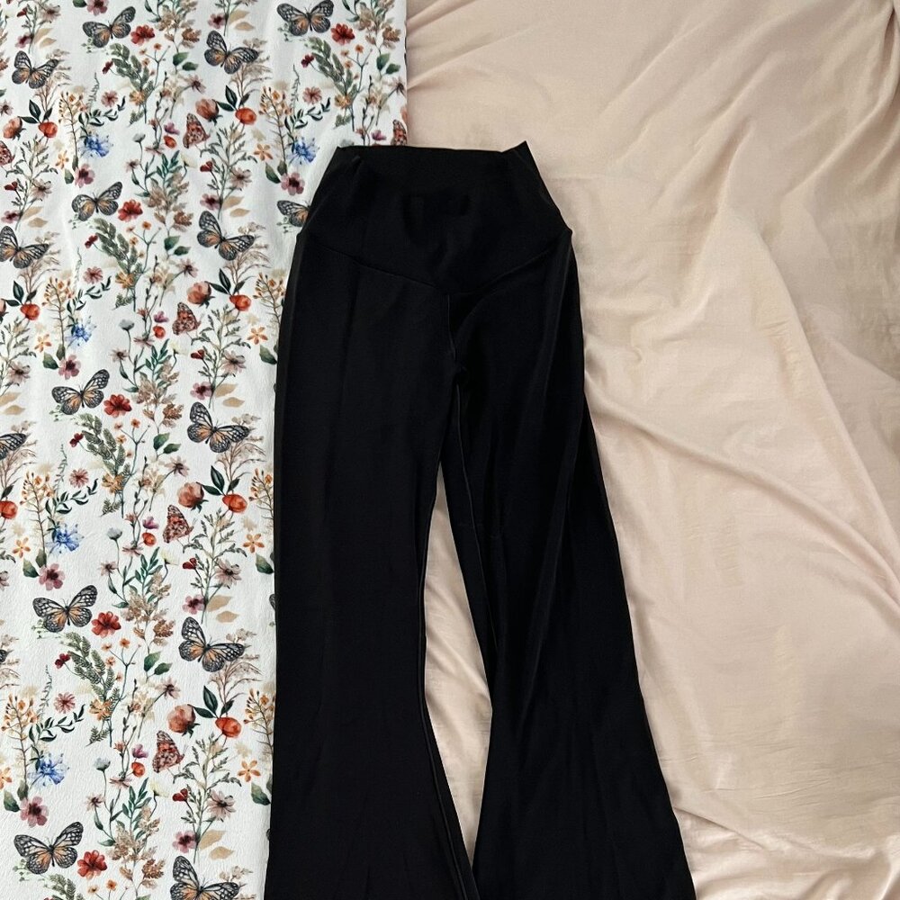 Aerie Offline Flare Leggings